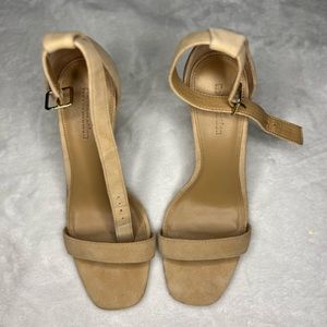 Sexy nude heels for women size 7.5 👡